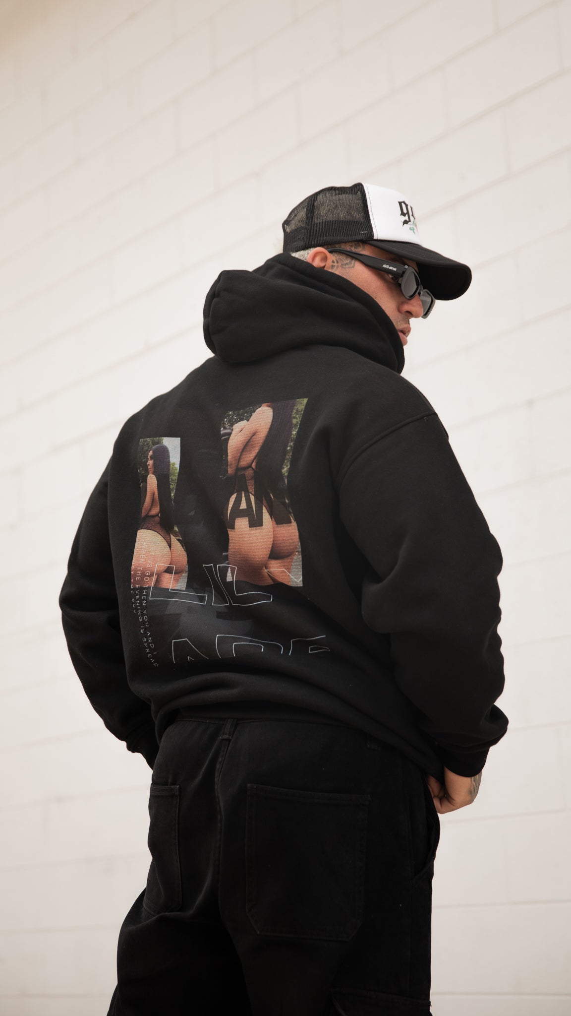 BLOCK OUT HOODIE BLACK